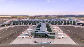 İstanbul Havalimanı zirveden indirilemiyor!