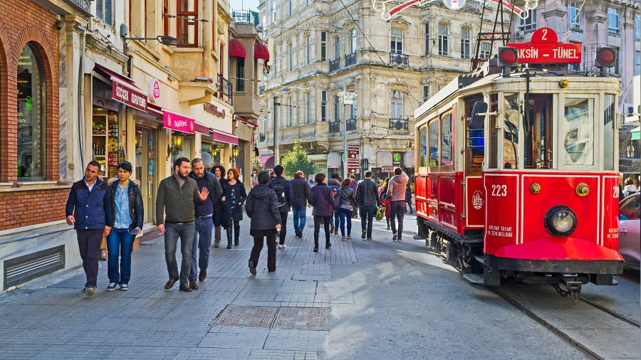 İstanbul’da gündem deprem ve geçim
