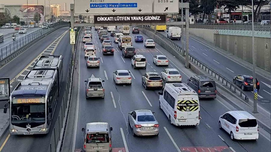 İstanbul'da trafik yoğunluğu yüzde 78'e çıktı