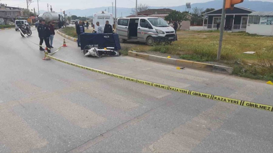 İzmir'deki kazalarında 3'ü motosiklet sürücüsü 4 kişi öldü