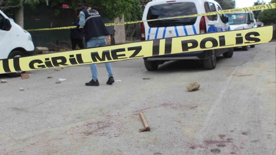 KADES ihbarına giden polise baltalı saldırı
