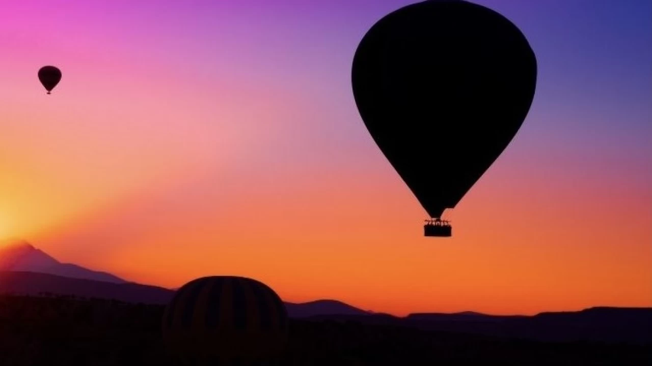 Kapadokya'yı balonla keşfetmek