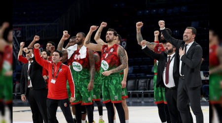 Karşıyaka zirvenin ön önemli adayı