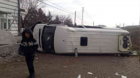 Kayseri'de minibs kazas: 1 l, 1'i ar 5 yaral