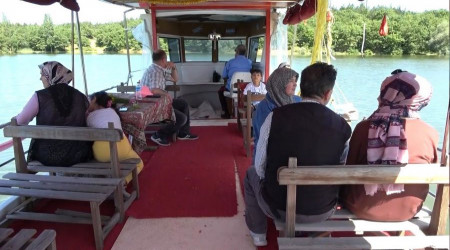 Kütahya'da 'Tekne turu' keyfi