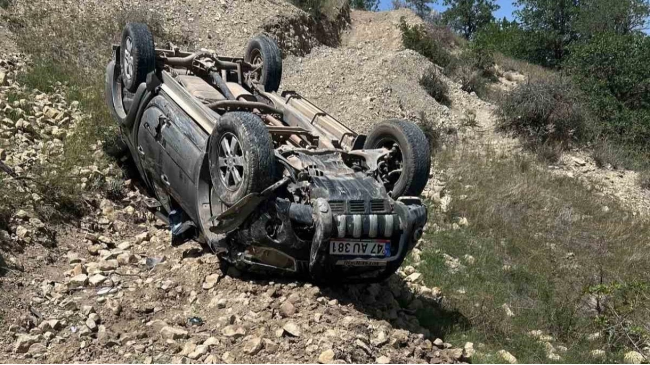 Mardin'de otomobil yamaçtan düştü: 1 yaralı