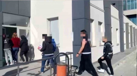 Midede uyuşturucu sevkiyatı, İran uyruklu 3 kadın tutuklandı