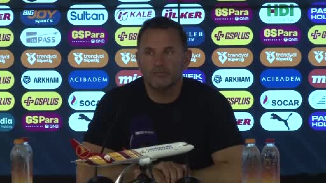 Okan Buruk: ‘Barış’ın amacı Galatasaray’a para kazandırıp gitmek’