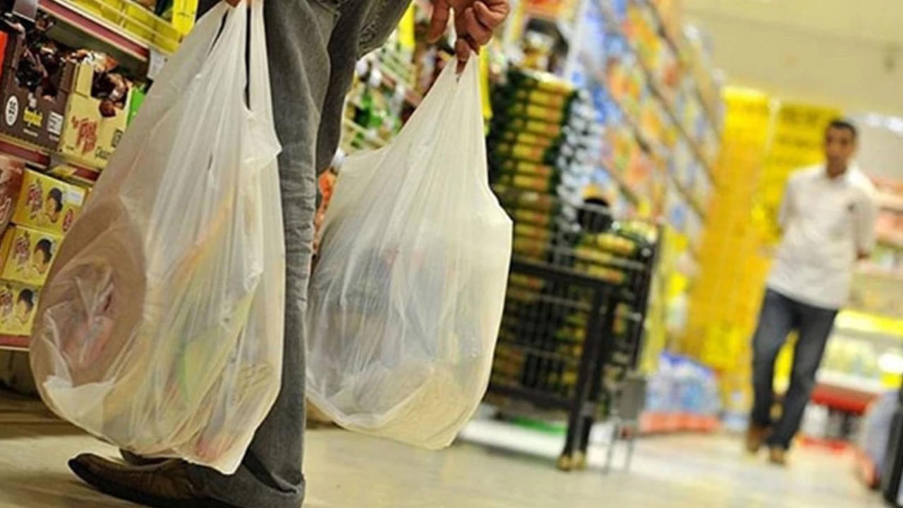 Plastik po�etlere zam yolda