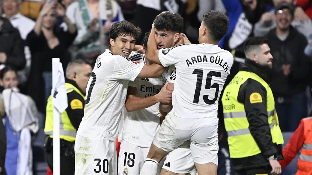 Real Madrid 3 puan son dakikada kurtard