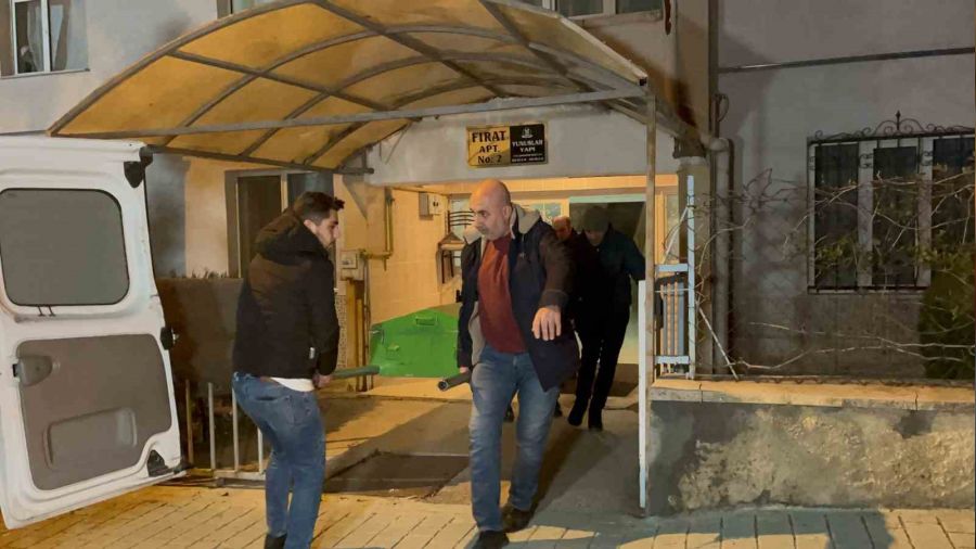 Rus uyruklu e�ini b��aklayarak �ld�ren �ah�s g�zalt�na al�nd�