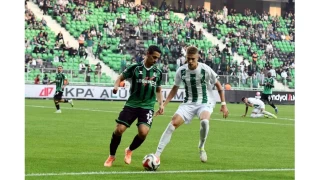Sakaryaspor evinde Serik Spor'a yenildi