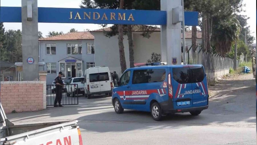 Samsun'da sentetik ecza ele geçirildi: 1'i doktor 3 gözaltı