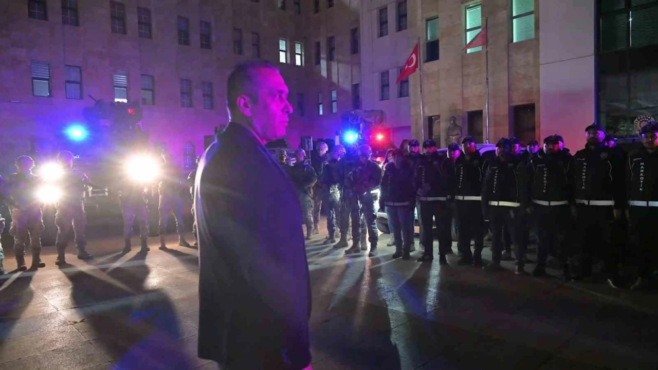 rnak'ta zehir tacirlerine nefes kesen afak operasyonu