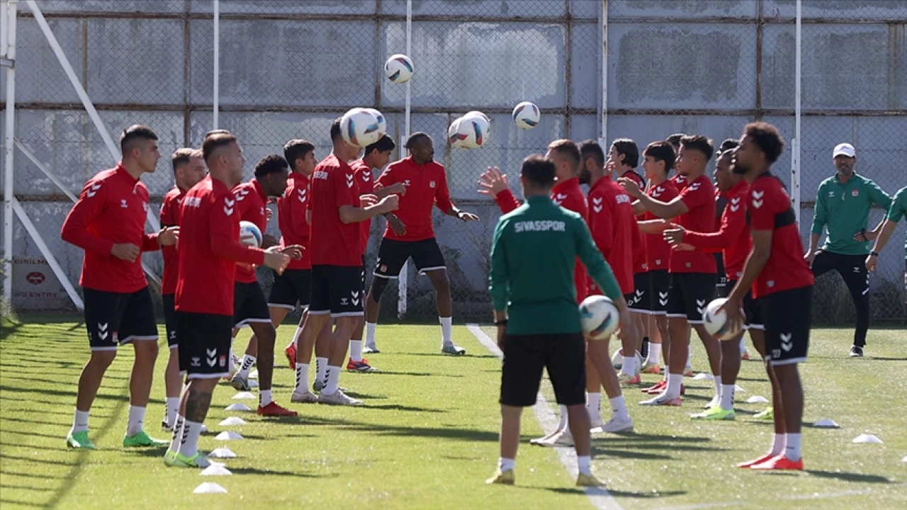 Sivasspor Kasımpaşa'yı ağırlayacak