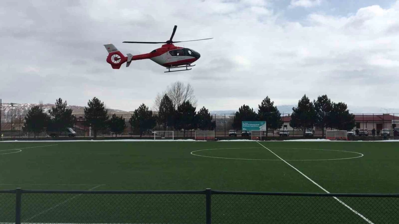 Sivas'ta amatör maça helikopter arası