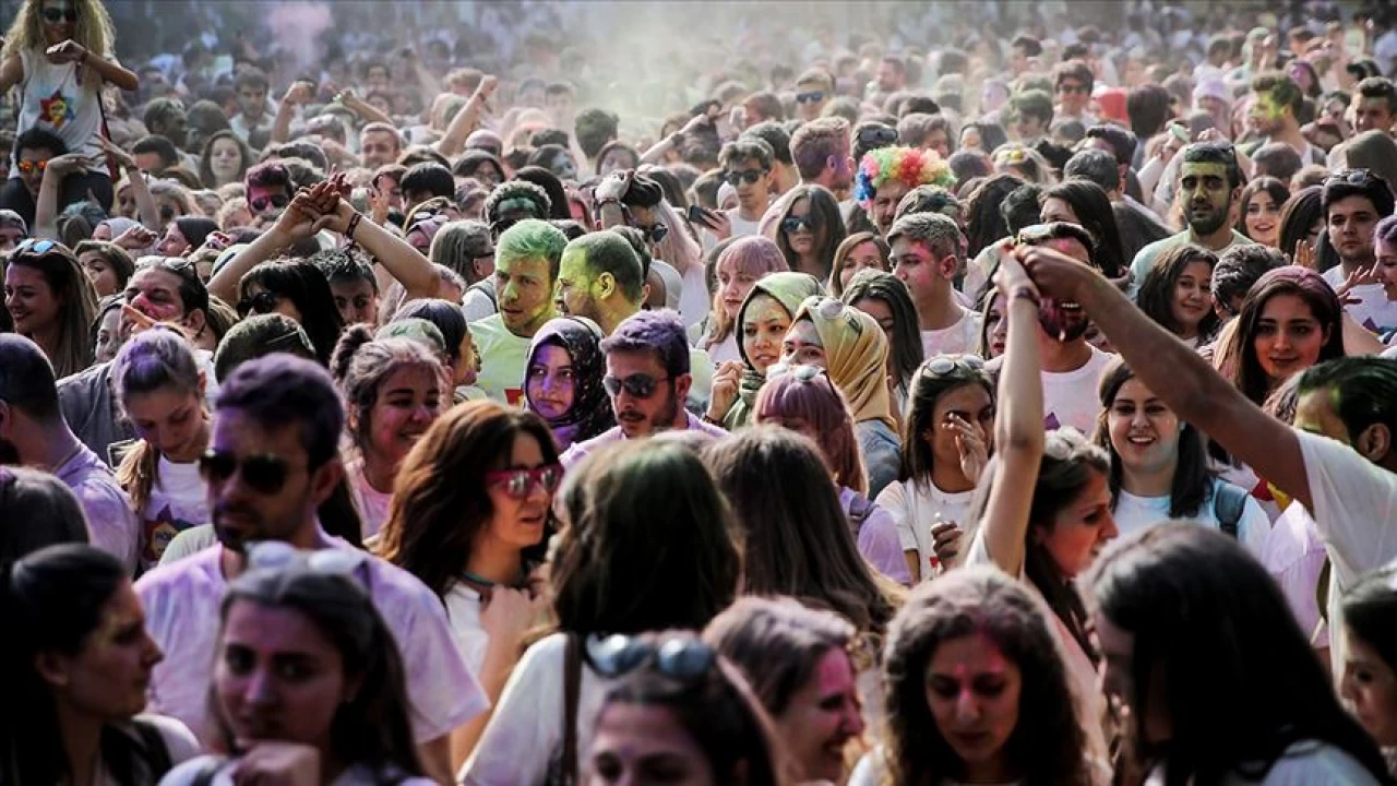 Suriye ynetimi Sveyda'daki askeri glerini ektiini yineledi
