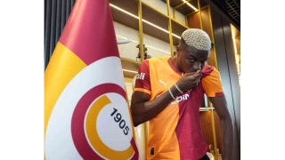 Victor Osimhen: "ok daha byk baarlara imza atacamza inanyorum"