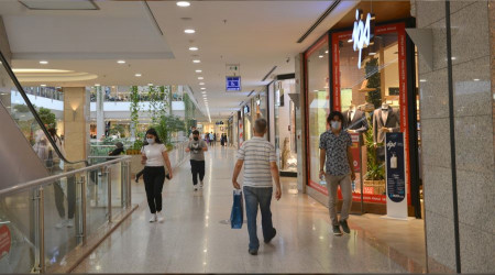 Yabancı sermaye AVM'lerden iyi para vurdu