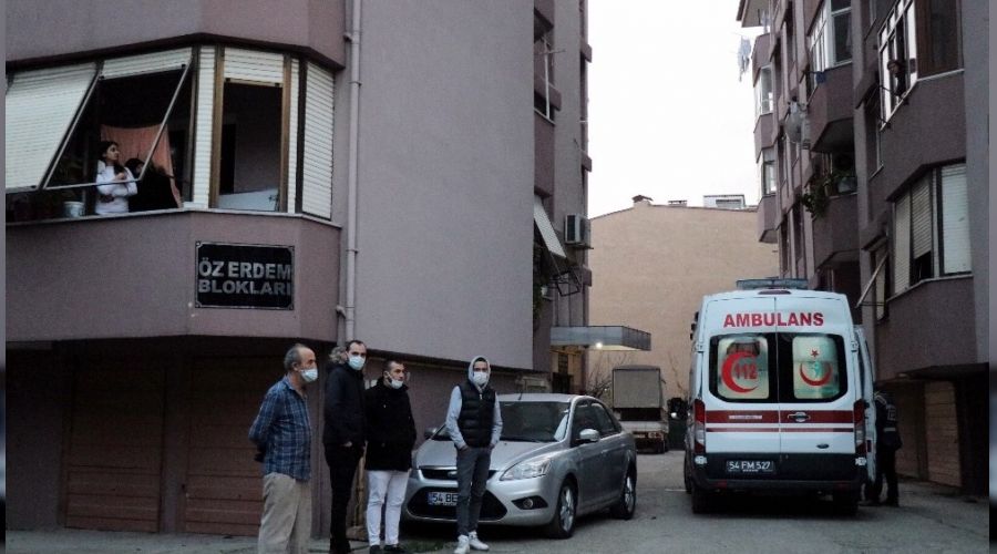 Yabancı uyruklu iki kardeş birbirini bıçakladı