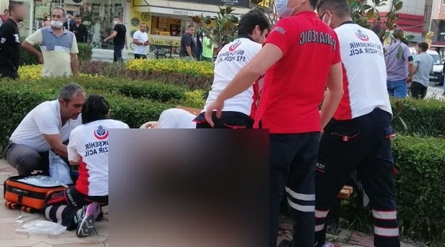 Yan�nda hap��ran �ahs� b��aklad�