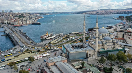 Yeni Camii'nin inşası 66 yıl sürdü