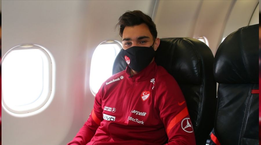 Yeni yönetim ilk transferini yapıyor