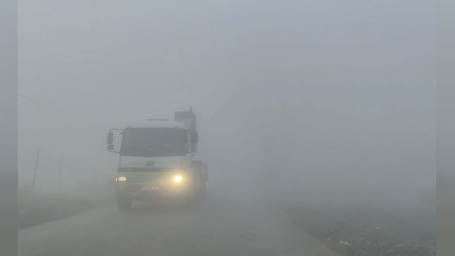 Yo�un sis hayat� olumsuz etkiledi  