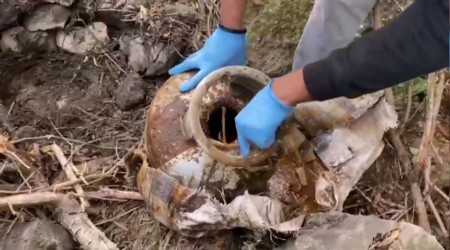 Yol kenarına gömülü uzaktan komutalı EYP düzeneği ele geçirildi