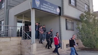 1 milyon 416 bin 190 makaron ele geirildi: 30 pheli yakaland