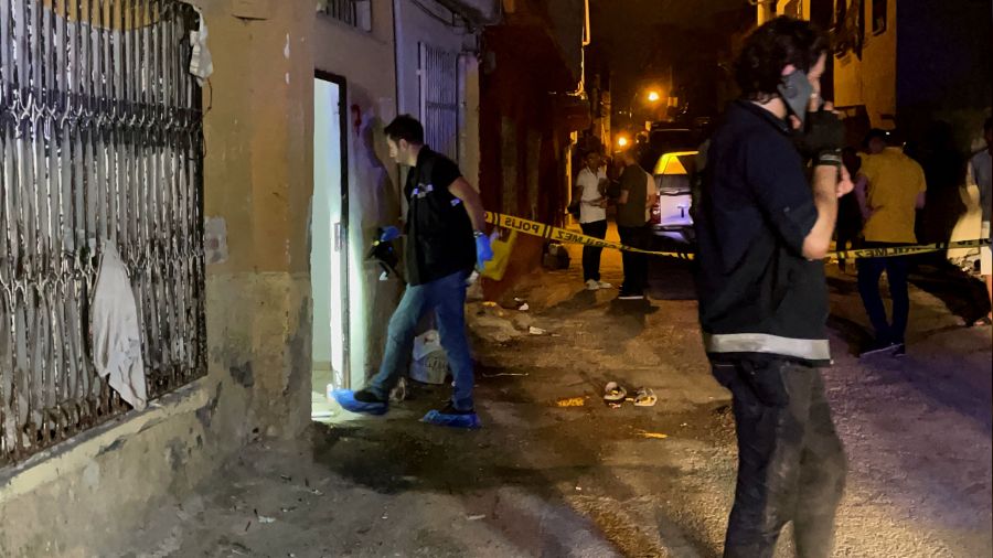 Adana'da bir ki�i evinde silahl� sald�r�ya u�rad�