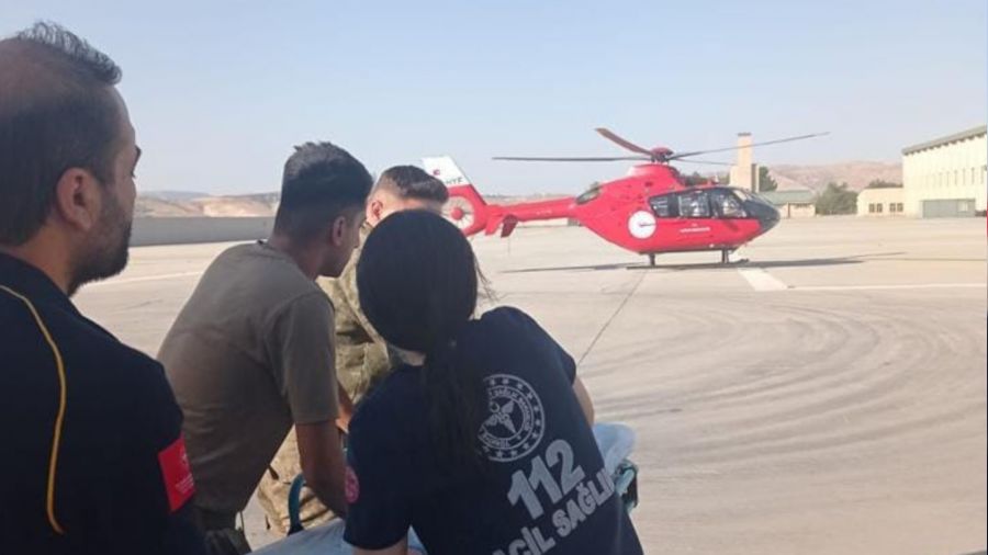 Akrebin soktu�u �oban ambulans helikopterle hastaneye kald�r�ld�