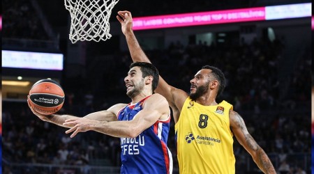 Anadolu Efes'e güçlü rakip