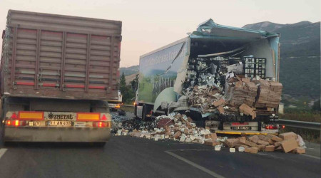 Arıza yapan tıra tır çarptı : 2 ölü