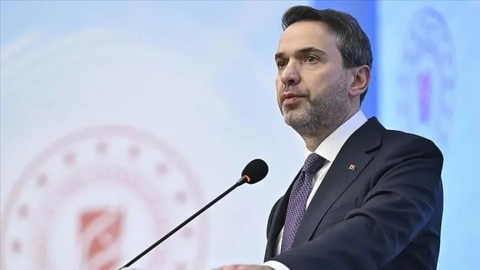 Bakan Bayraktar'dan, 'Karadeniz'deki 785 milyar metreküplük doğal gaz keşfi" ile ilgili açıklama