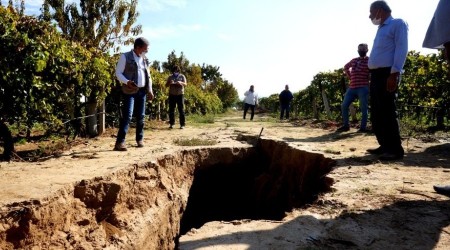 Bilim adamlarından Sarıgöl'deki fay hattında inceleme