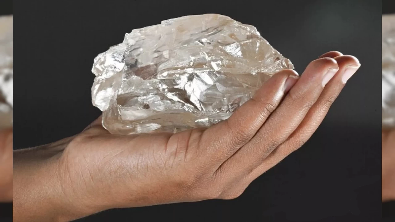 Dünyanın en büyük elması Botswana'da bulundu