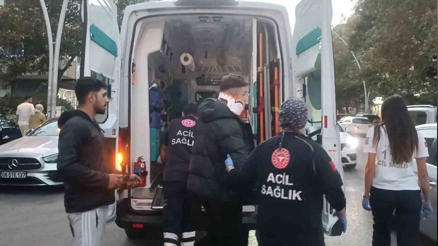 Ehliyeti olmadığı için hastaneye gitmeyi reddetti