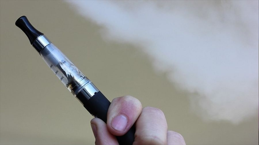 'Elektronik sigara masum değil, normal sigaradan çok daha zararlı'