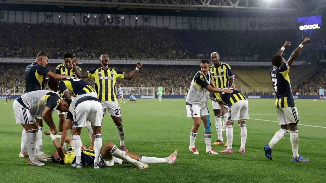 Fenerbah�e, Hollanda ekiplerine kar�� 10. kez kazand�