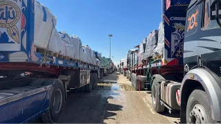Gazze'de atekes sonras blgeye girmesi beklenen yardm trlaryla ilgili elikili haberler geliyor