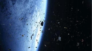 Gkyzndeki Tehdit Uzay pleri