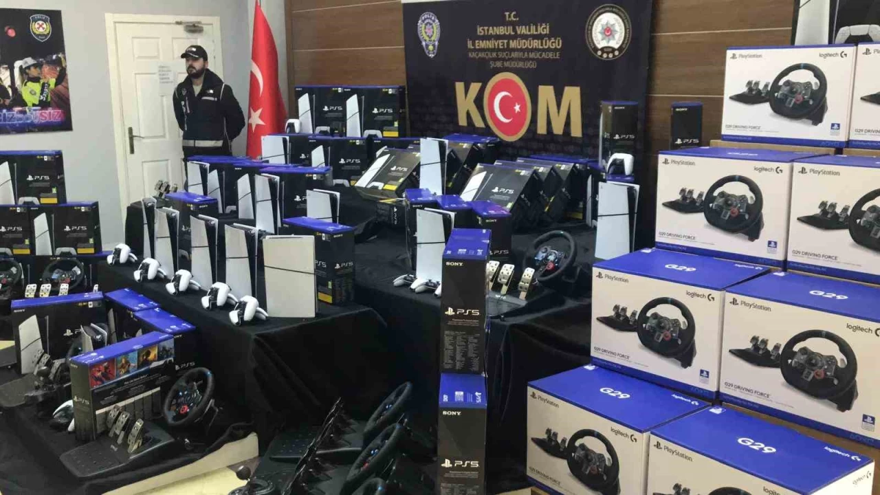 �stanbul'da 50 milyon lira de�erinde 3 bin 500 ka�ak oyun konsolu ele ge�irildi