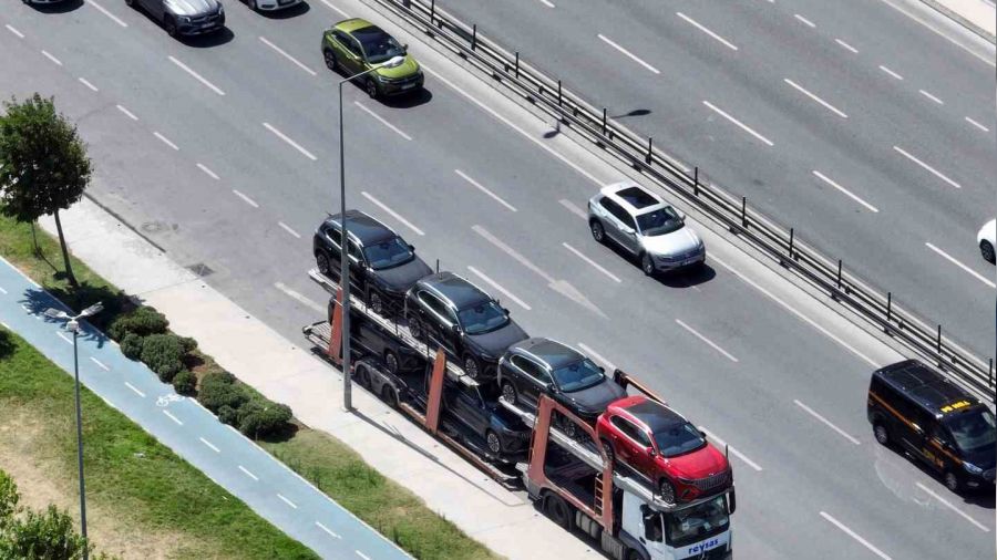 stanbul'da trlarla Togg geldi
