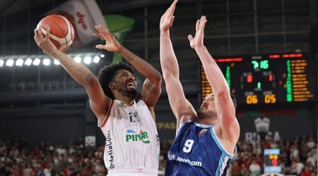 Karşıyaka Anadolu Efes'in rakibi oldu