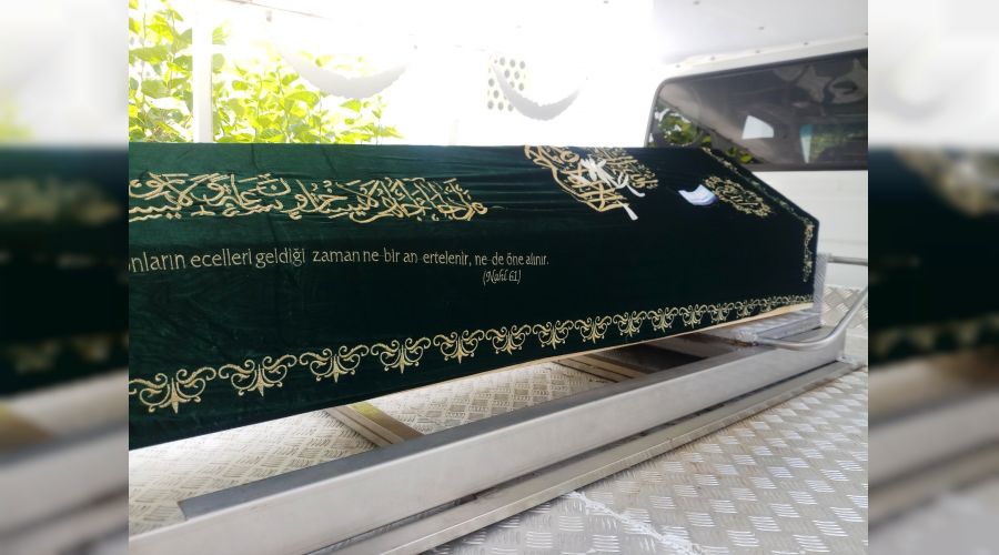 Kartal Tibet topra�a verildi