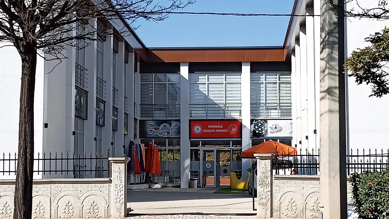 Kırıkkale Gençlik Merkezi: Eğitim, sanat, spor ve kültürel etkinlikler sunuyor