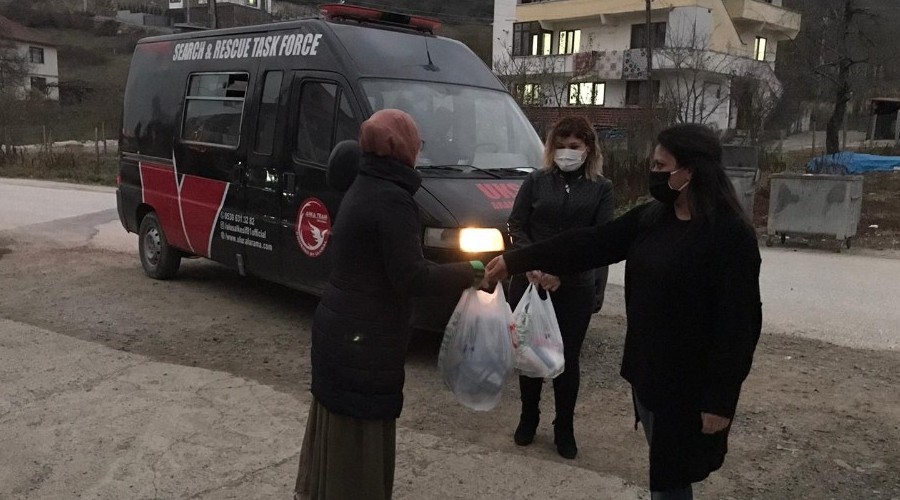 Kısıtlamada da ihtiyaç sahiplerini sevindirdiler