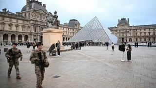 Louvre Müzesi soyguncusu 2 kişi tutuklandı