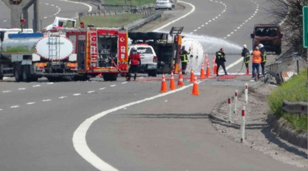LPG tankeri devrildi, TEM otoyolu kapand